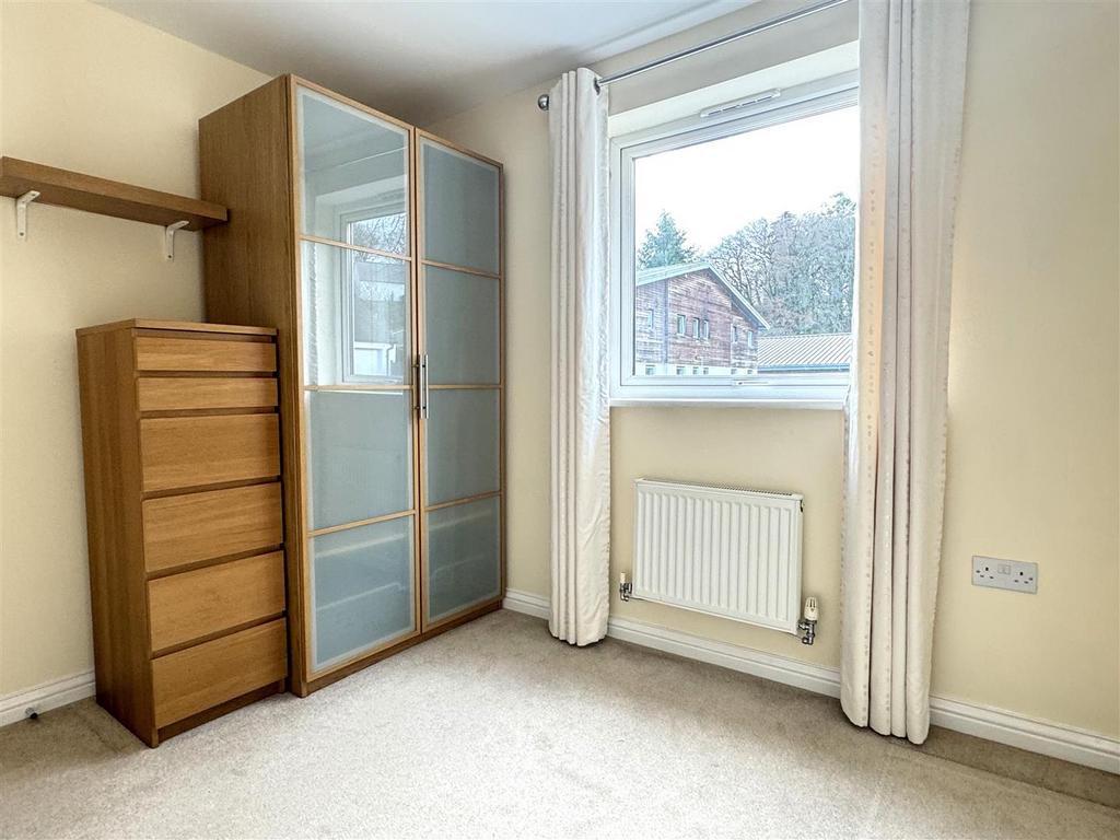 Bedroom: