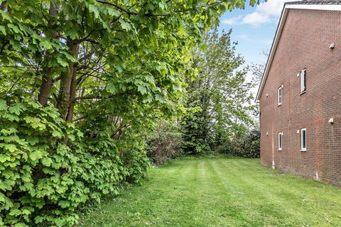 1 bedroom flat for sale, Kings Road, Petersfield, Hampshire