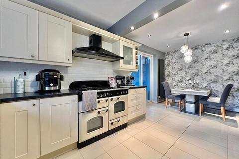 28 Brookhill Road, Darton, Barnsley, S75 5EN