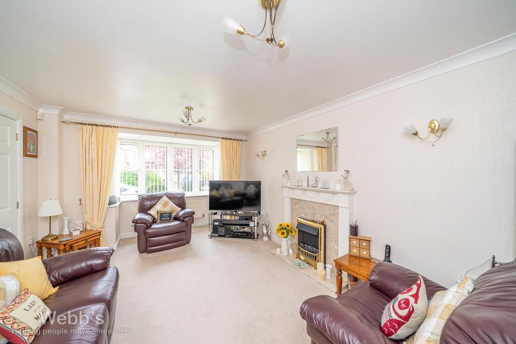 Lambourne Way, Cannock WS11 4 bed detached house for sale £340,000