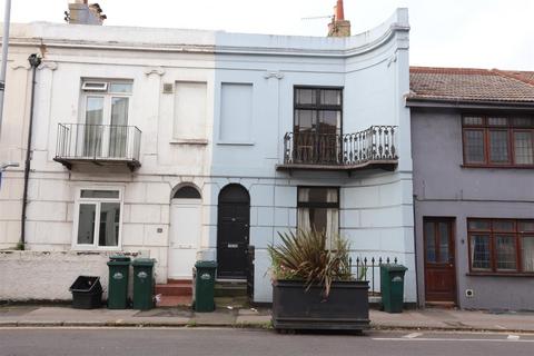 3 bedroom house to rent, Viaduct Road, Brighton