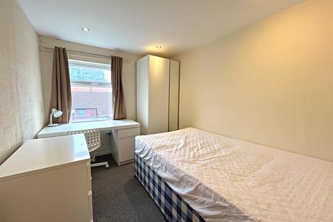 4 bedroom terraced house to rent, Shoreham Street, City Centre, Sheffield