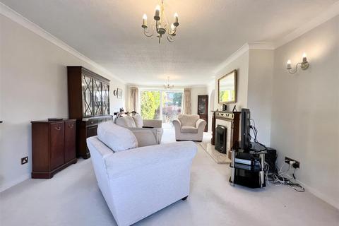 4 bedroom detached house for sale, Orchard Close, Hagley, Stourbridge