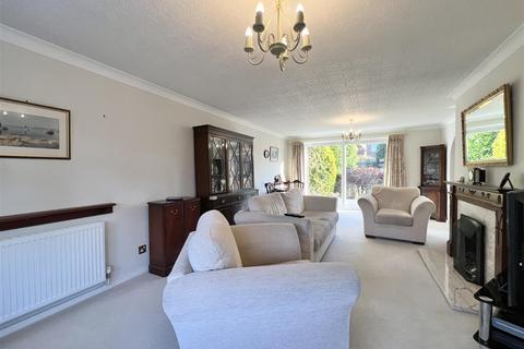 4 bedroom detached house for sale, Orchard Close, Hagley, Stourbridge