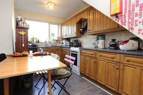 5 bedroom house to rent, Hartington Road, Brighton