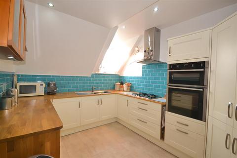 3 bedroom apartment for sale, Somerleigh Road, Dorchester