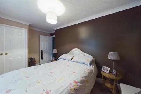 36 Reservoir Close, Thornton Heath, CR7 8FA