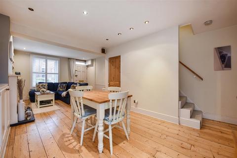3 bedroom terraced house for sale, Greatbridge Road, Romsey Town Centre, Hampshire