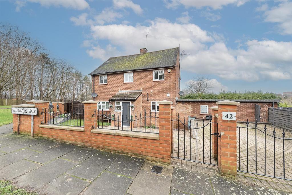 Wallingford Walk, St Albans 3 bed semidetached house for sale £650,000