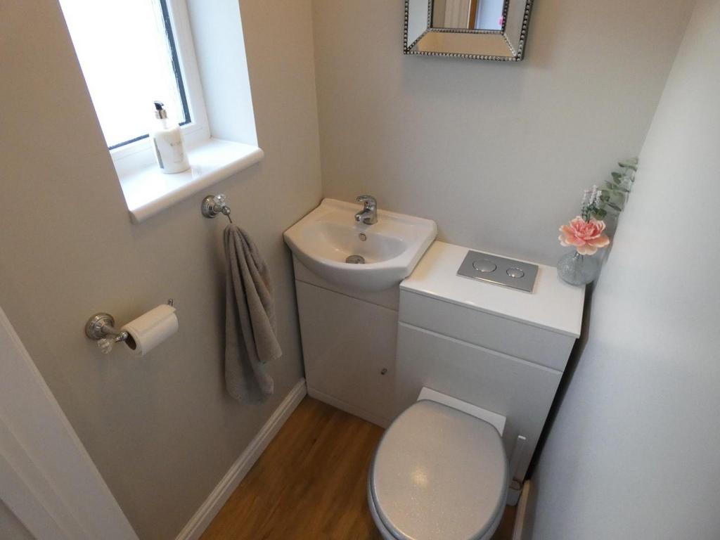 WC/Cloakroom