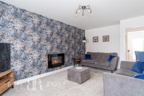 20 Foden Close, Farington, Leyland, PR25 3EF