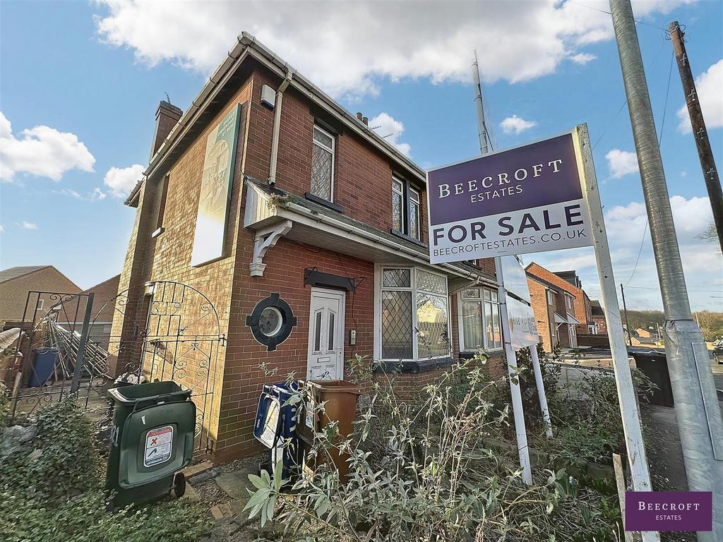 Hough Lane, Wombwell, Barnsley 3 bed semidetached house for sale £