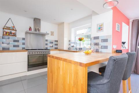 7 Exeter Close, Basingstoke, RG22 4PJ