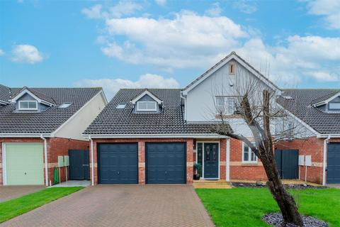 4 bedroom detached house for sale, Badgers Holt, Bristol