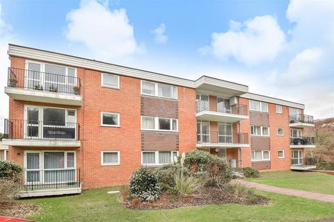 2 bedroom flat for sale, Selmeston Court, Seaford