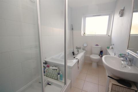 2 bedroom flat for sale, Selmeston Court, Seaford