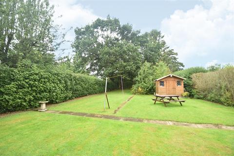3 bedroom semi-detached house for sale - 18 Shelton Gardens, Bicton Heath, Shrewsbury, SY3 5AG