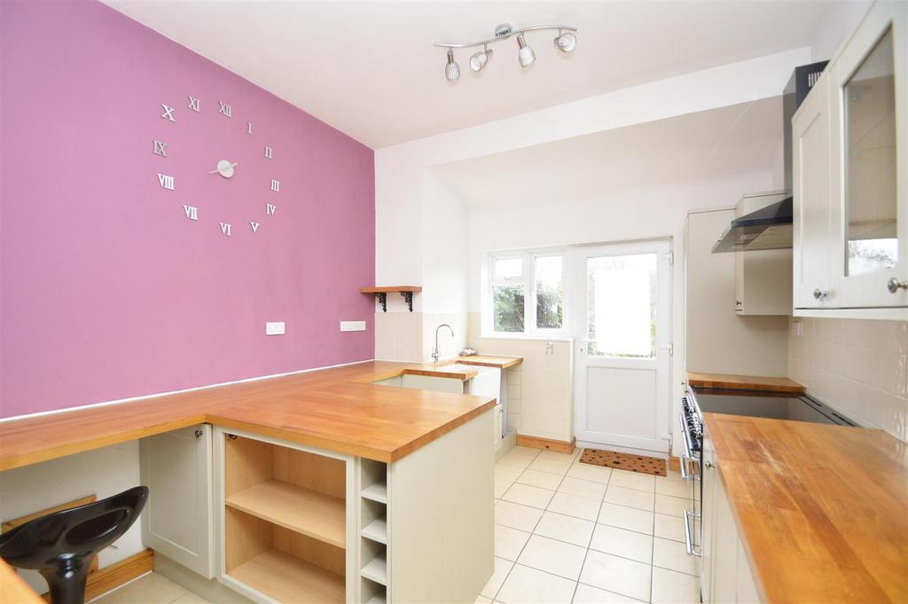 Hereford Road, Shrewsbury 2 bed terraced house for sale £249,950