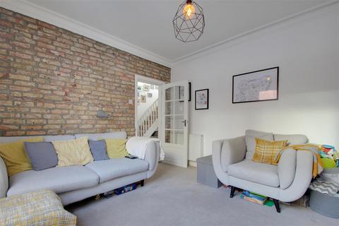 51 Cobden Road, Worthing, BN11 4BD