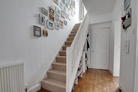51 Cobden Road, Worthing, BN11 4BD