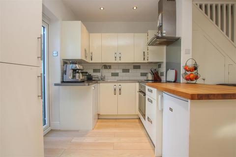 2 bedroom terraced house for sale, Coxtie Green Road, Pilgrims Hatch, Brentwood
