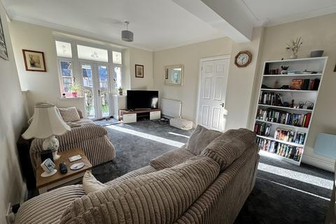 3 bedroom end of terrace house for sale, High Street, Treorchy, Rhondda, Cynon, Taff. CF42 6NY