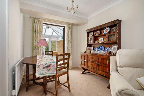 38 Hythegate, Werrington, Peterborough, PE4 7ZP