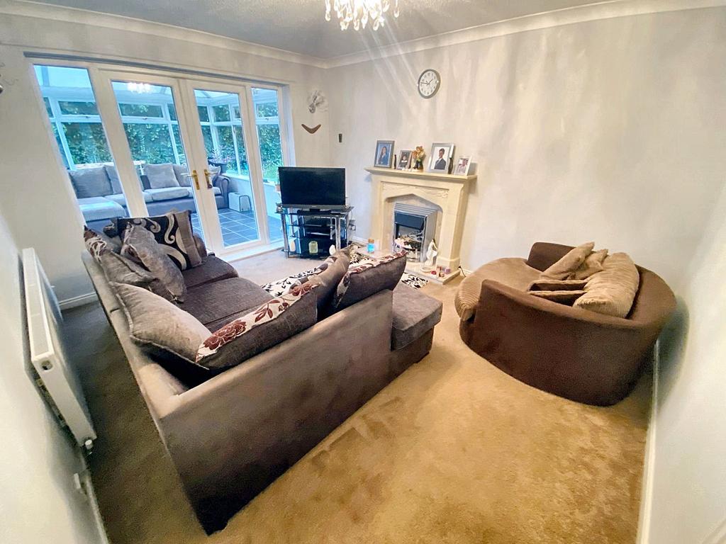 Ilford Avenue, Cramlington, Northumberland, NE23 3LE 3 bed detached