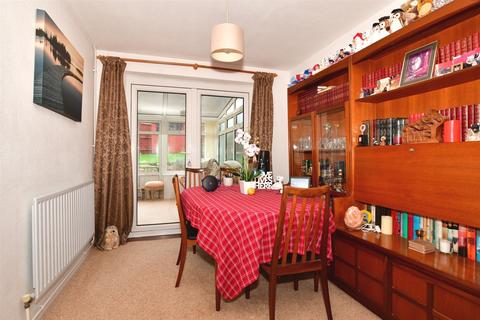 11 Charnock, Swanley, BR8 8NL