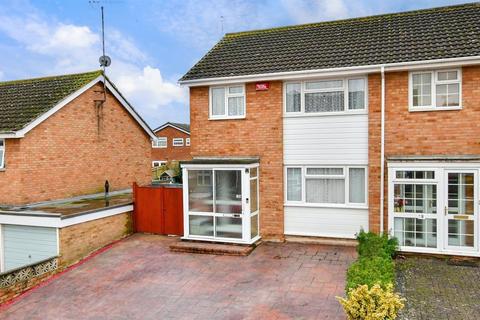 11 Charnock, Swanley, BR8 8NL