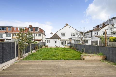 44 Ernest Grove, Beckenham, BR3 3JD