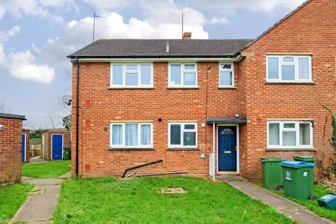 2 bedroom maisonette for sale, Aylesbury,  Buckinghamshire,  HP19