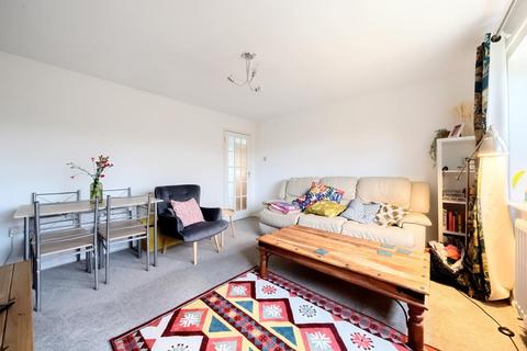 2 bedroom maisonette for sale, Aylesbury,  Buckinghamshire,  HP19