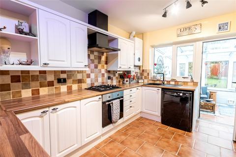 40 Malvern Crescent, Little Dawley, Telford, TF4 3HE