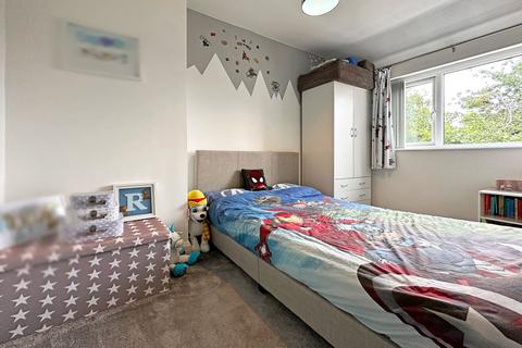 31 Avon Road, Shirley, Solihull, B90 4RJ