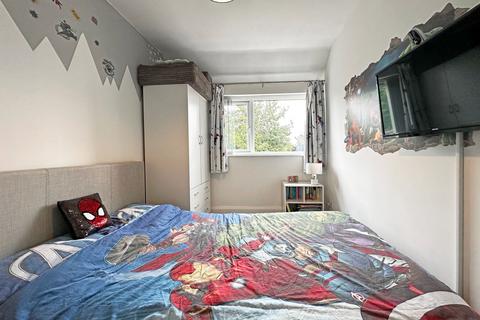 31 Avon Road, Shirley, Solihull, B90 4RJ