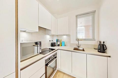 1 bedroom apartment for sale, A Modern One Bedroom Apartment Waterside Hendon Development NW9