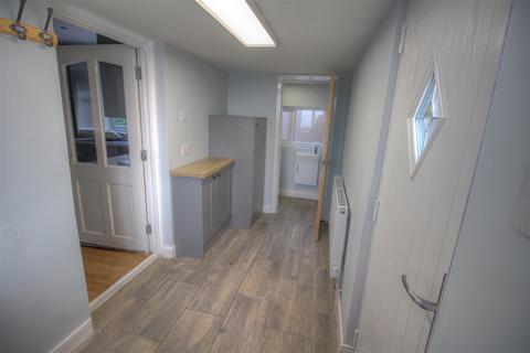 30 Garside Hey Road, Bury, BL8 1HZ