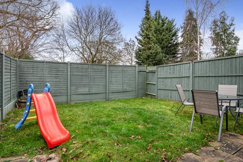 2 bedroom maisonette for sale, Clifford Road, Barnet, EN5