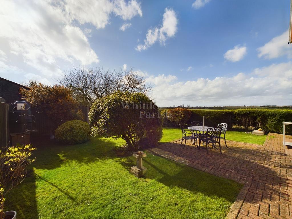 Bells Lane, Hinderclay, Diss 4 bed detached house for sale £400,000