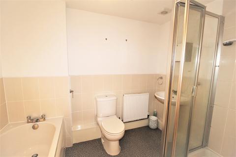 2 bedroom flat to rent, Clement Road, Preston PR2