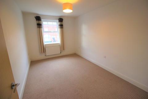 2 bedroom flat to rent, Clement Road, Preston PR2