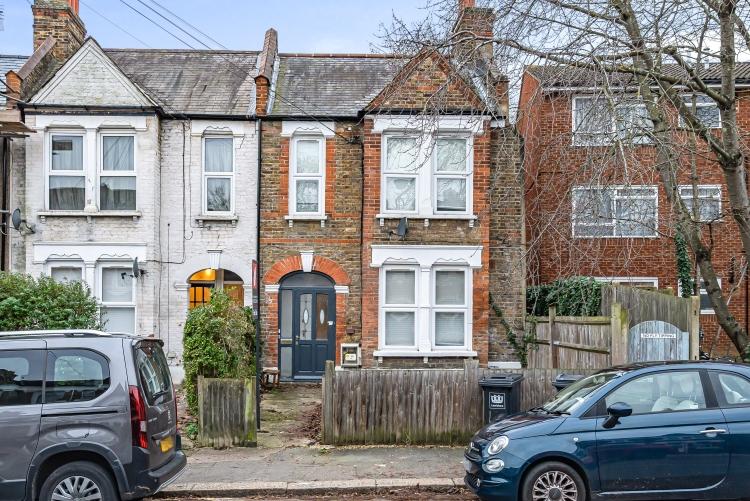 Elsinore Road London SE23 2 bed £1,950 pcm (£450 pw)