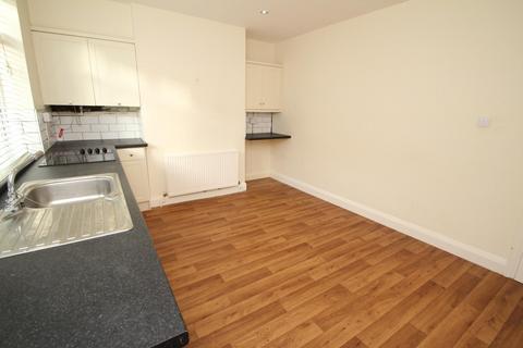 3 bedroom terraced house to rent, Charles Street, Horsforth, Leeds, West Yorkshire, LS18