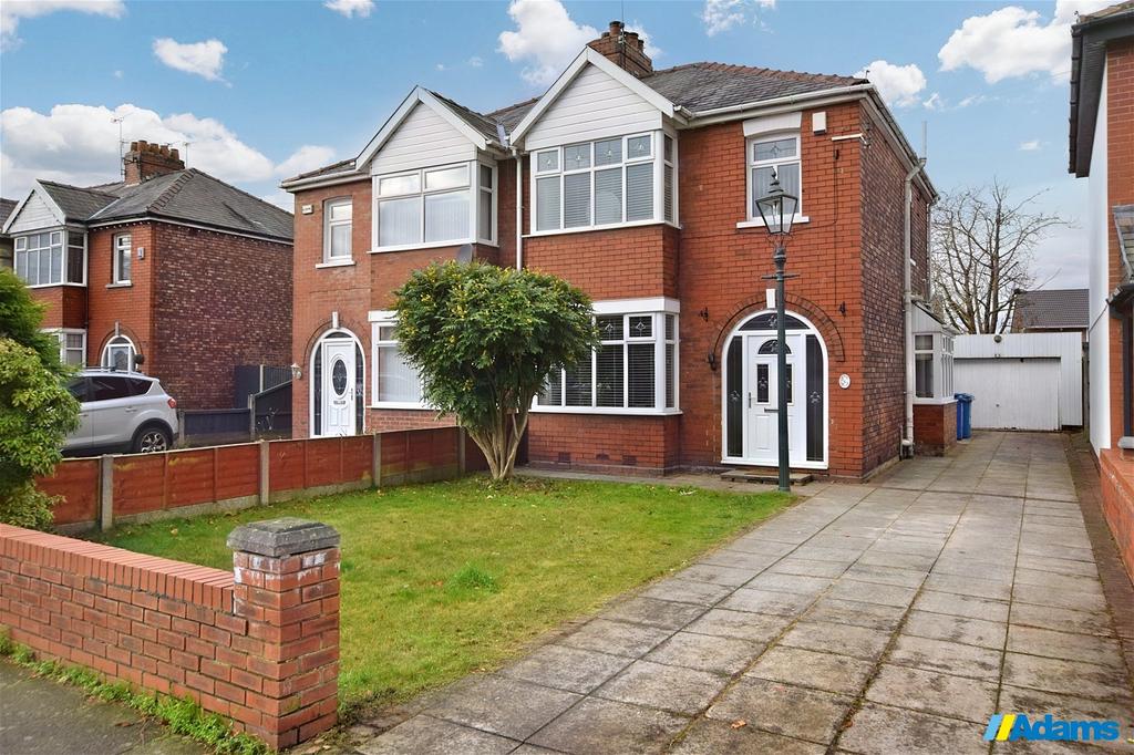 Upton Lane, Farnworth, Widnes 3 bed semidetached house for sale £300,000
