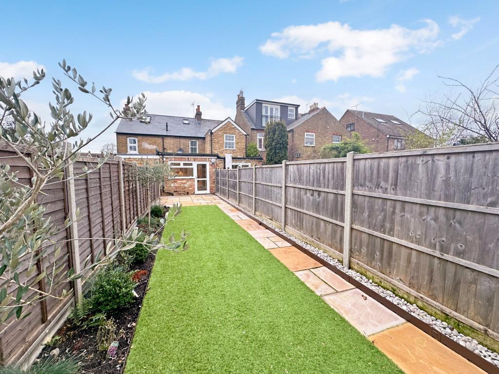 Inkerman Road, Eton Wick, Berkshire, SL4 2 bed terraced house for sale
