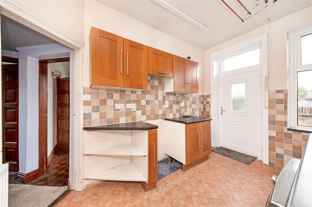 KITCHEN (2).jpg