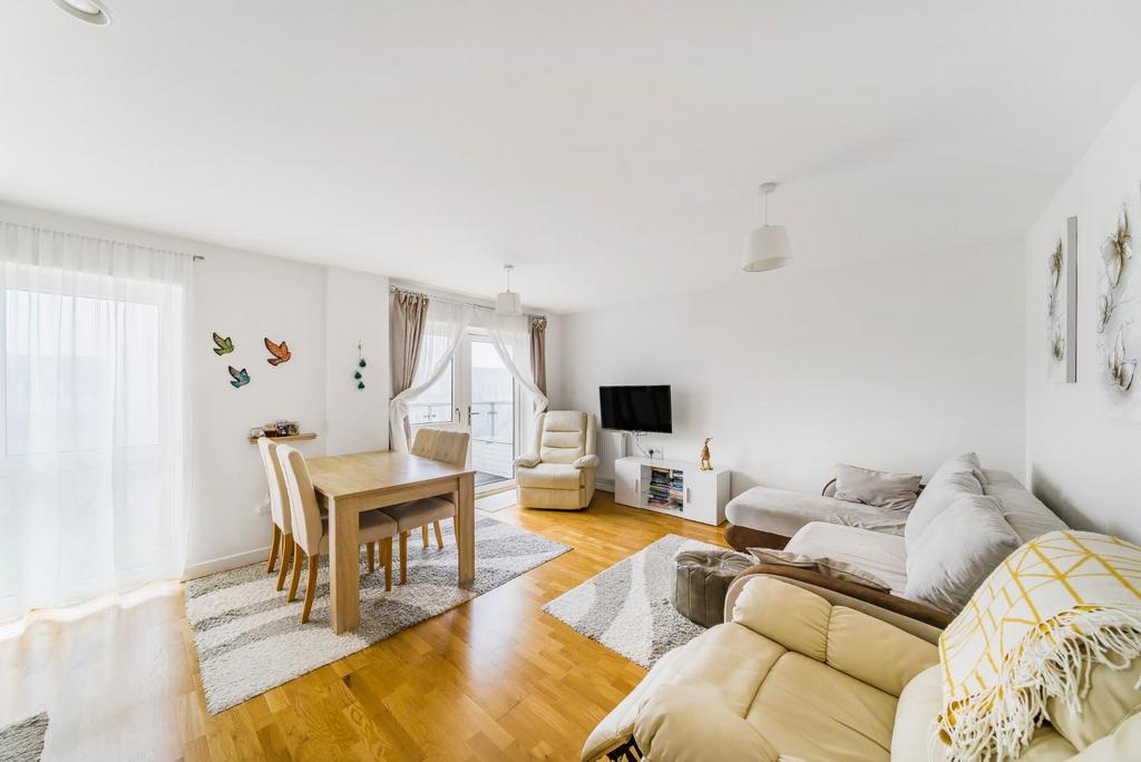 Living Room.jpg