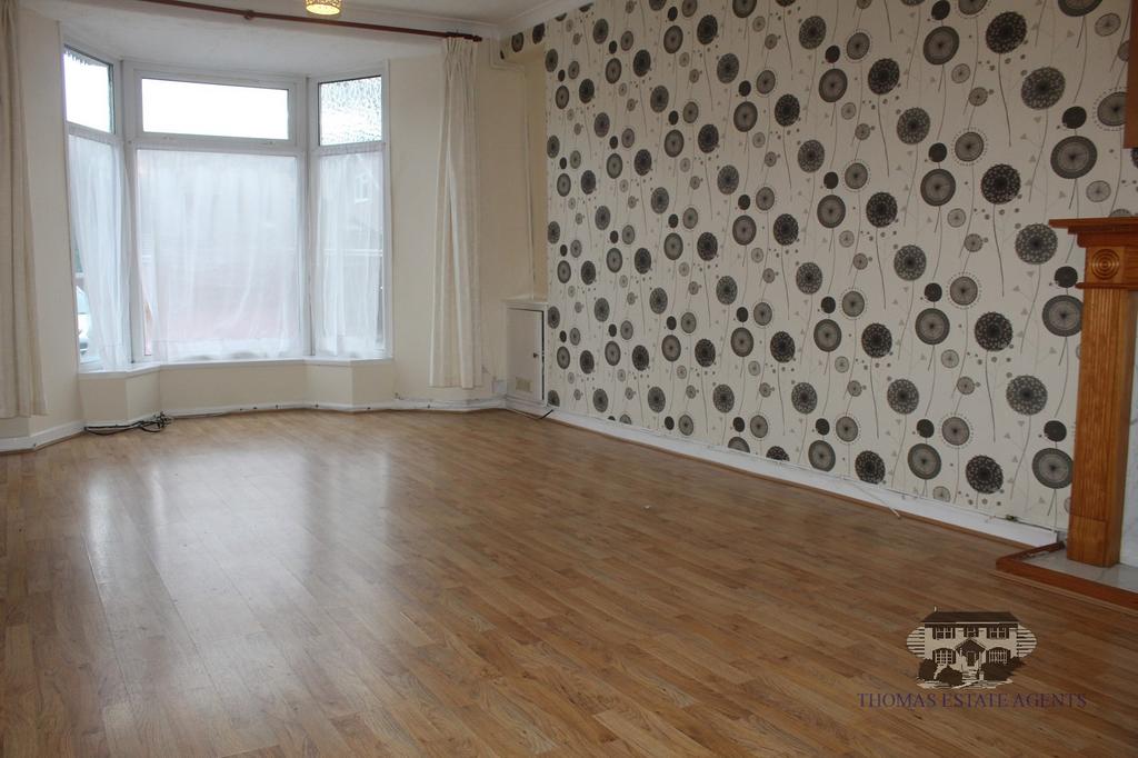 The Avenue, Pontygwaith, Ferndale... 3 bed end of terrace house £750