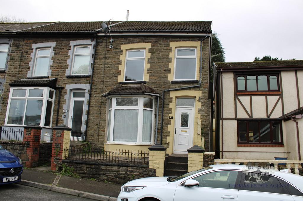 The Avenue, Pontygwaith, Ferndale... 3 bed end of terrace house £750